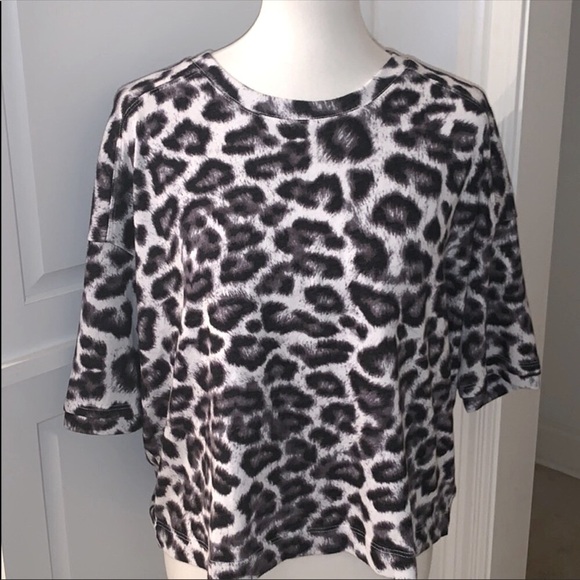 SPLENDID White Leopard Soft Knit Crop Top NWOT - Picture 6 of 7